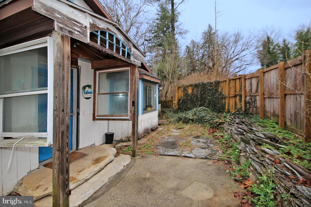 672 ONO ROAD