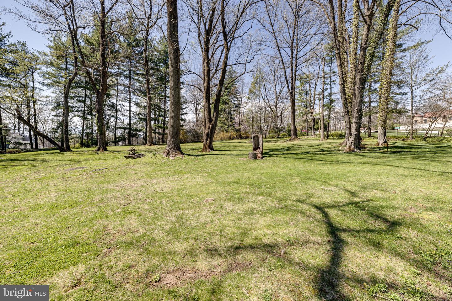 1595 LAFAYETTE ROAD