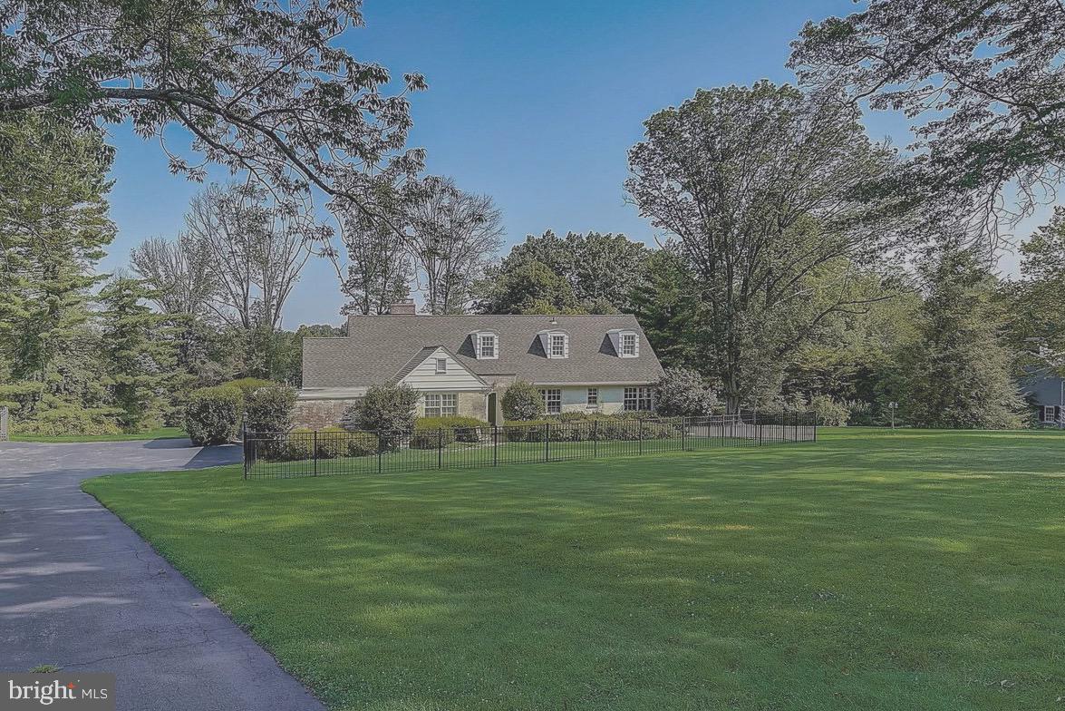 738 MOUNT MORO ROAD