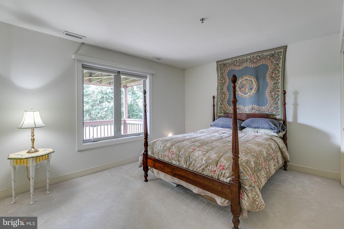 341 OVERLOOK LANE