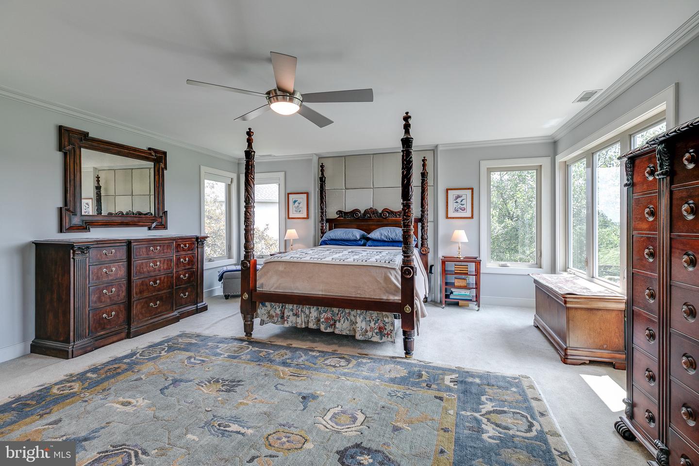 341 OVERLOOK LANE