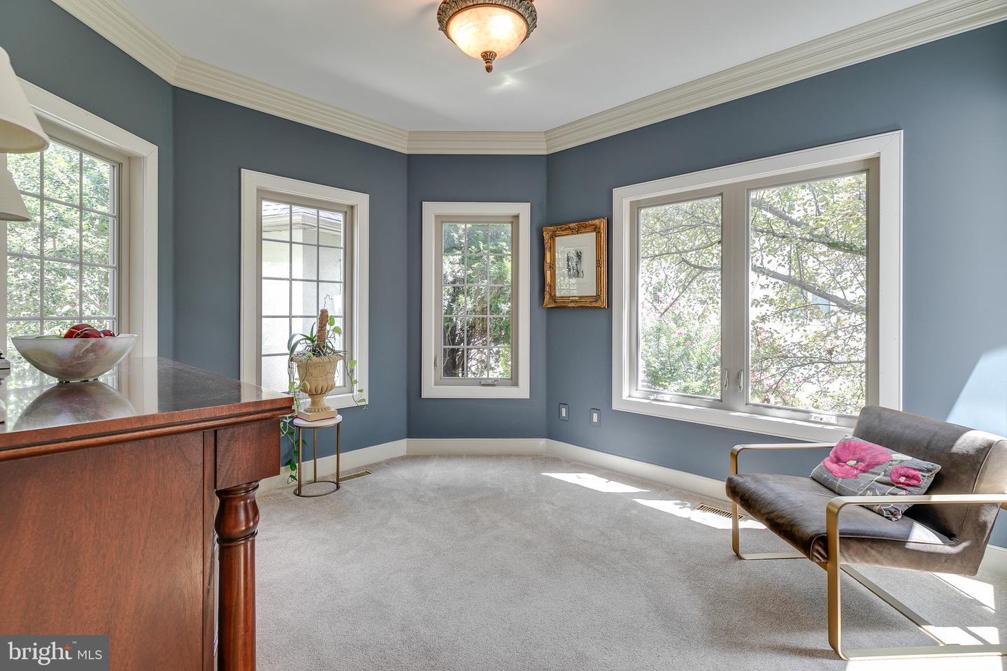 341 OVERLOOK LANE