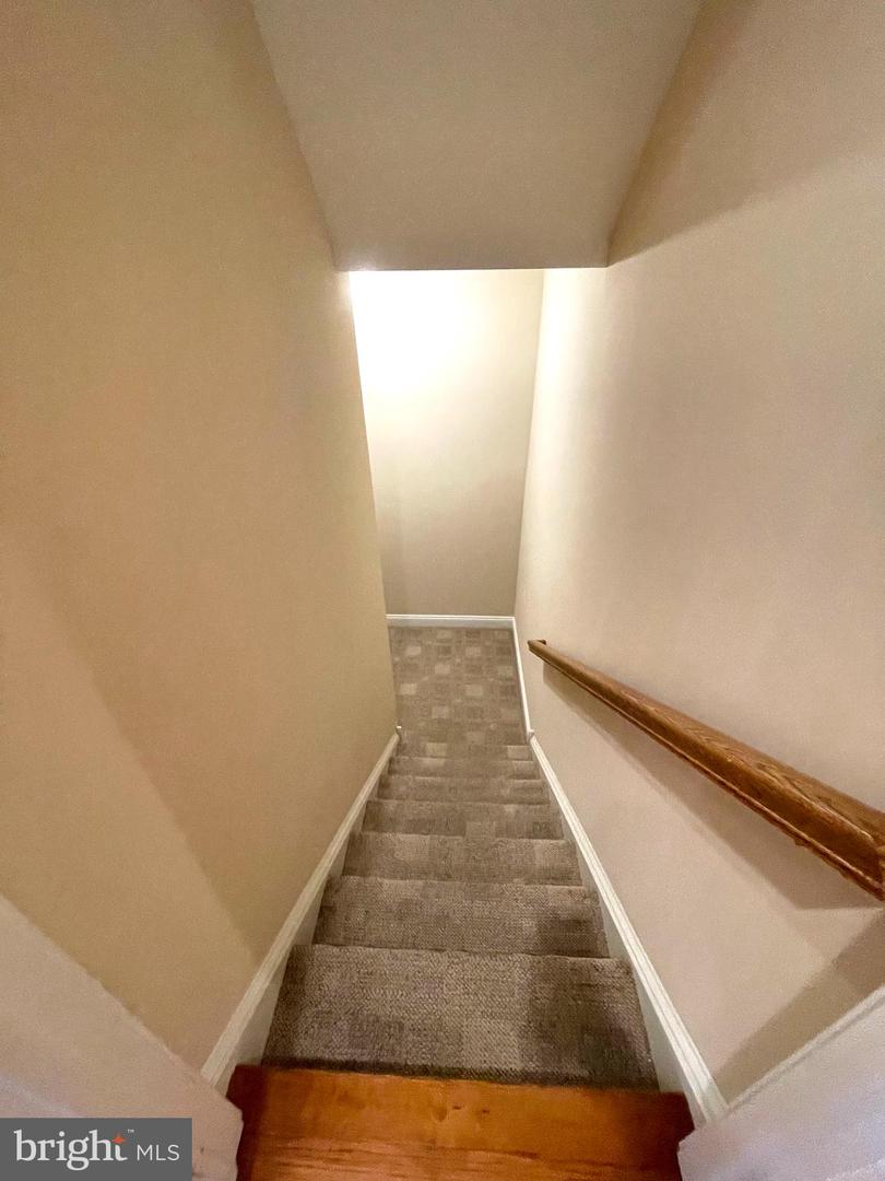 103 Carriage COURT