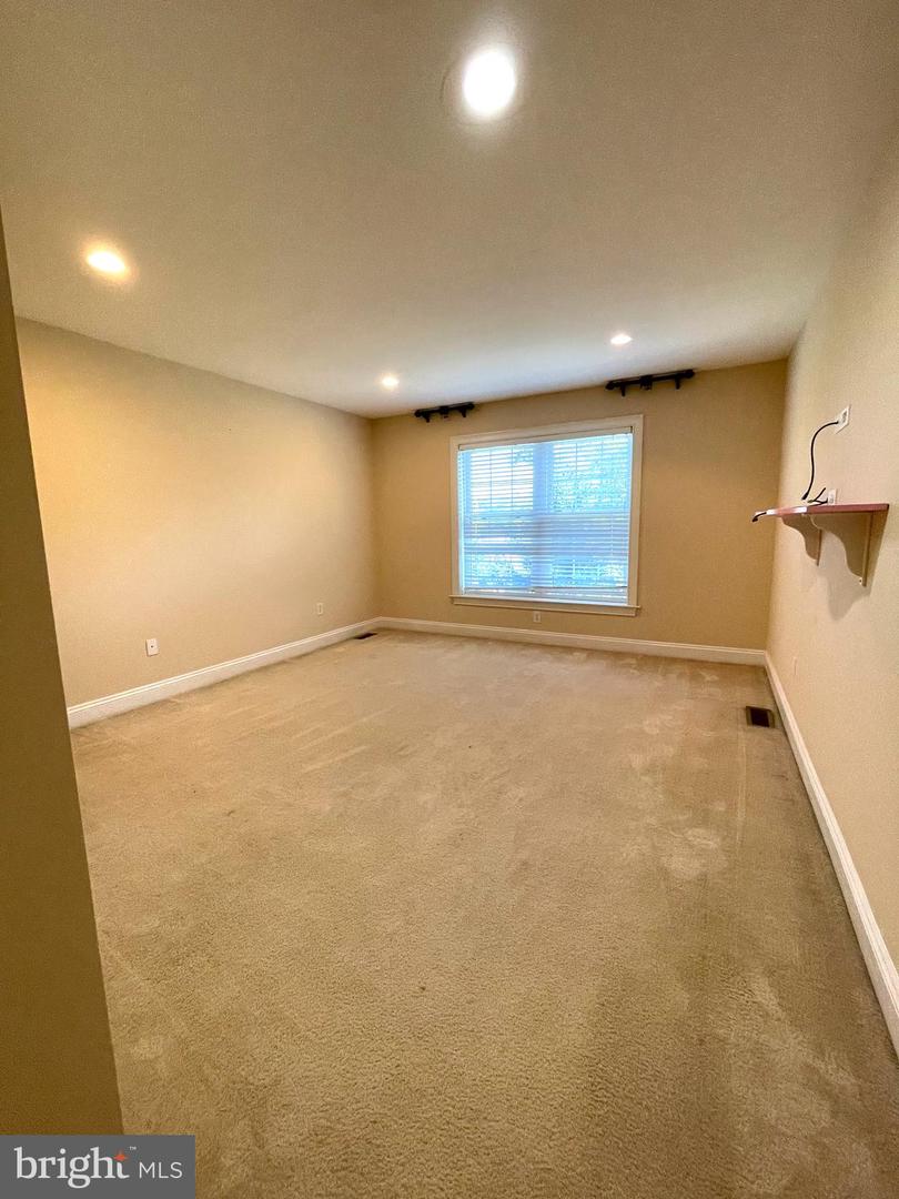 103 Carriage COURT