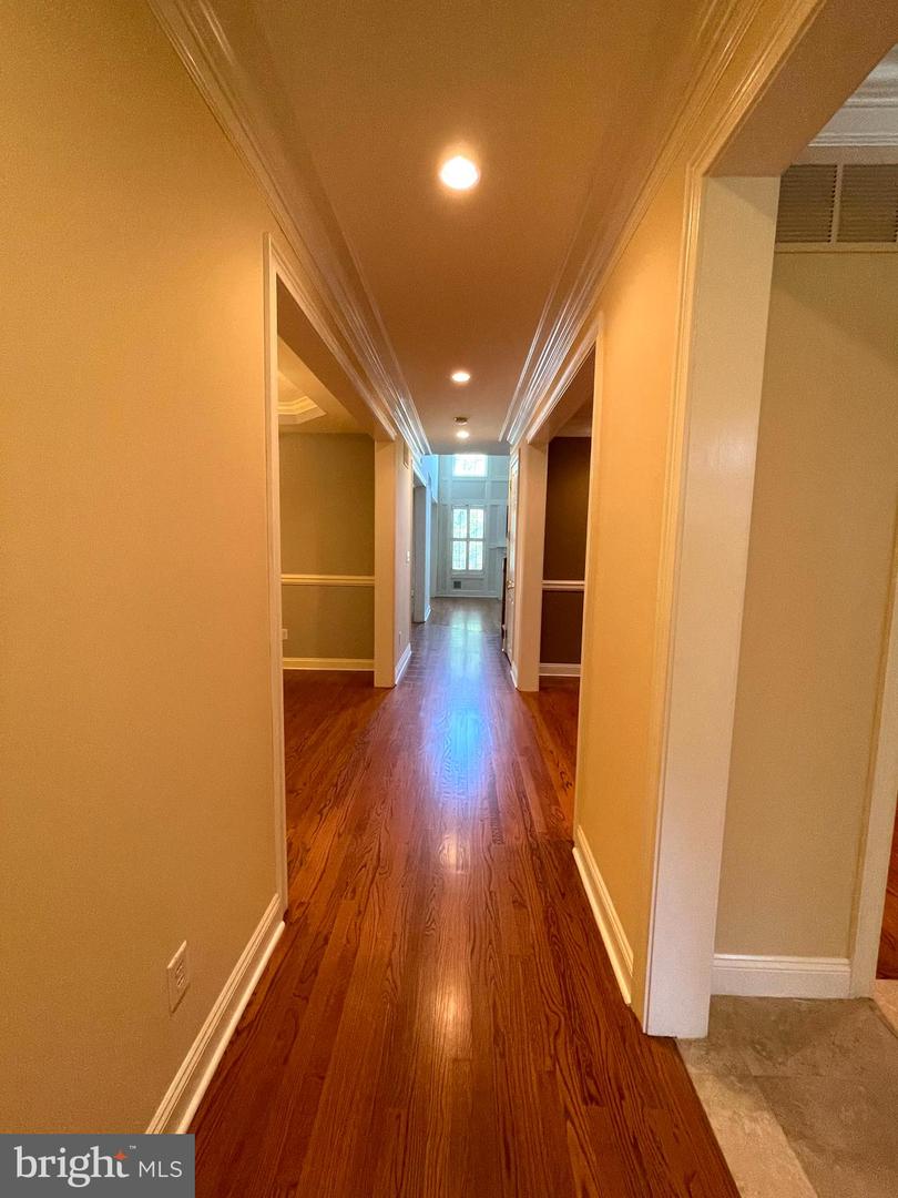 103 Carriage COURT