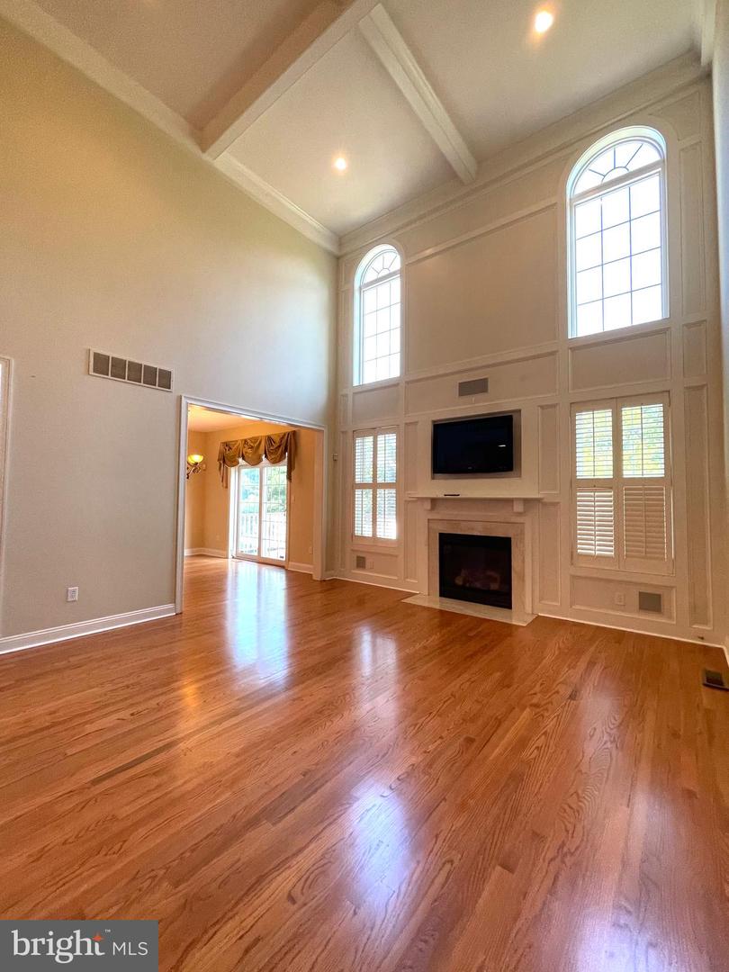 103 Carriage COURT