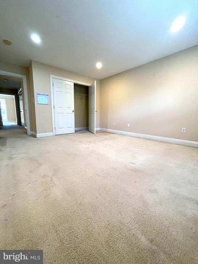 103 Carriage COURT