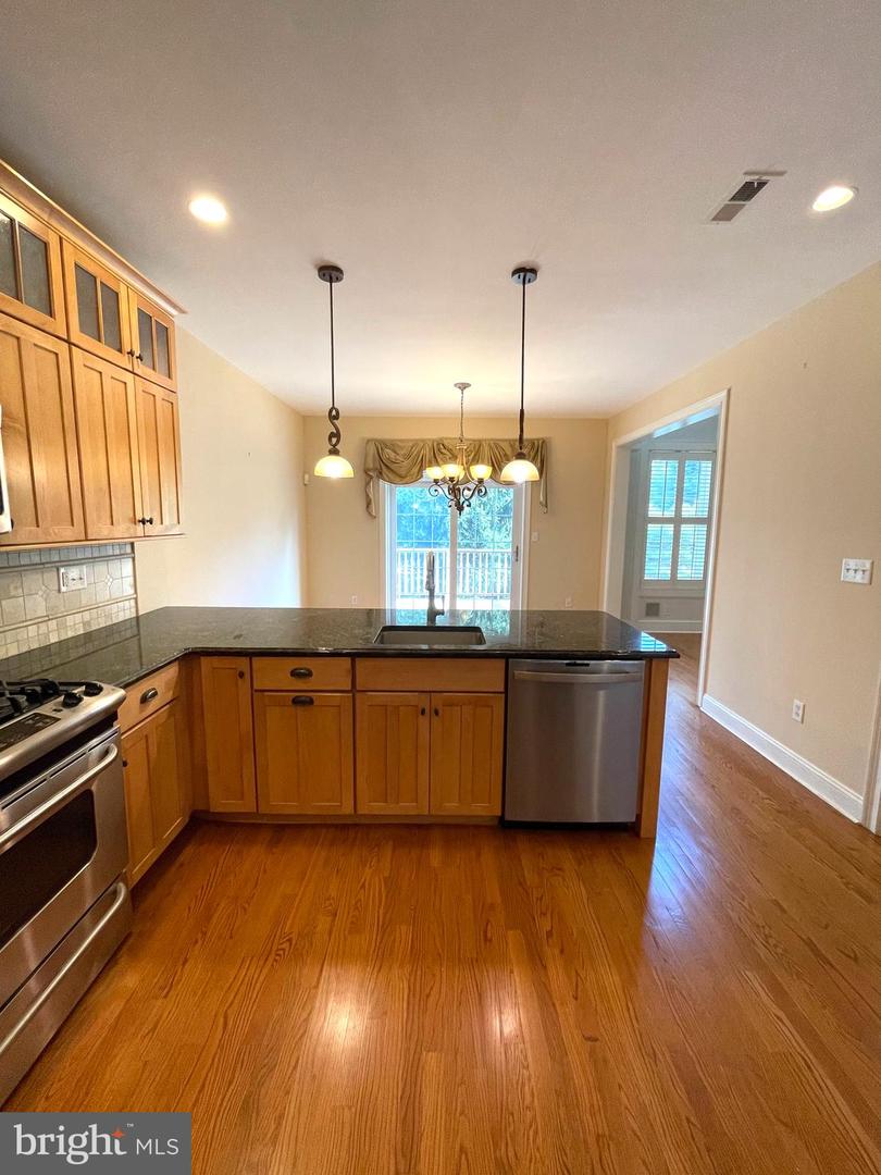 103 Carriage COURT