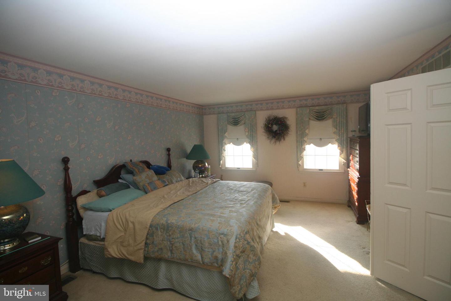 1312 Squire Dr