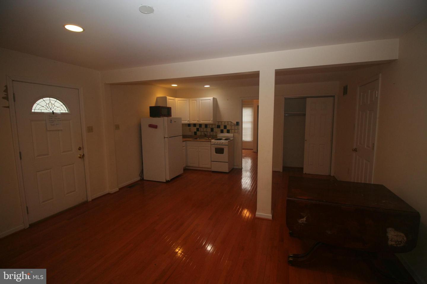 1312 Squire Dr