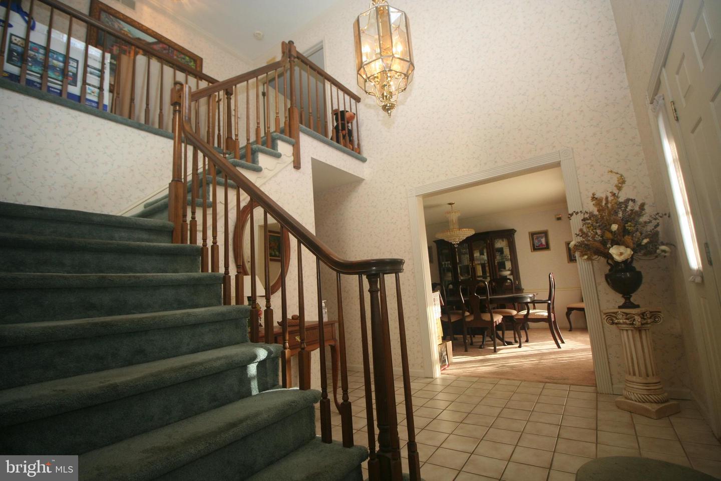 1312 Squire Dr