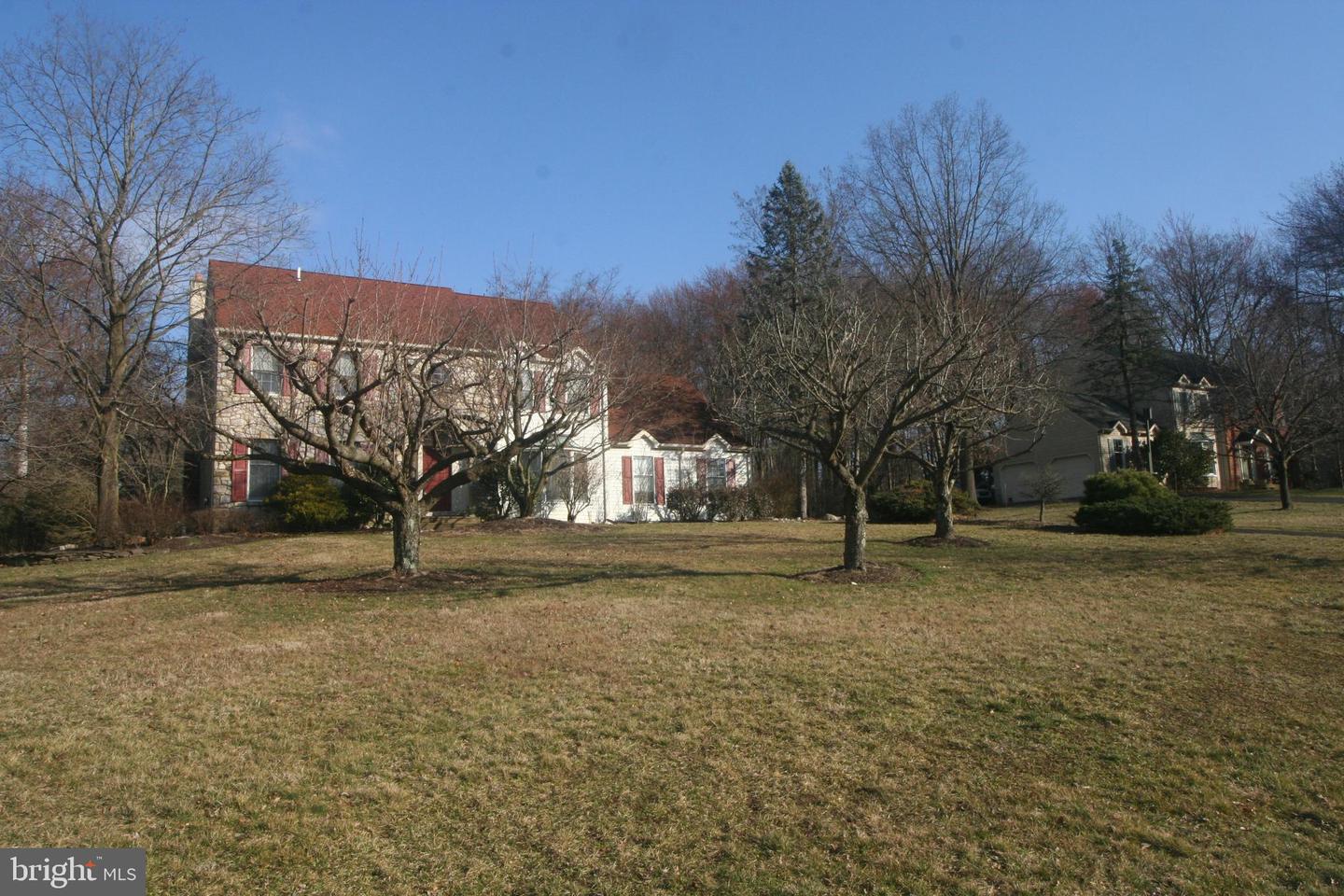 1312 Squire Dr