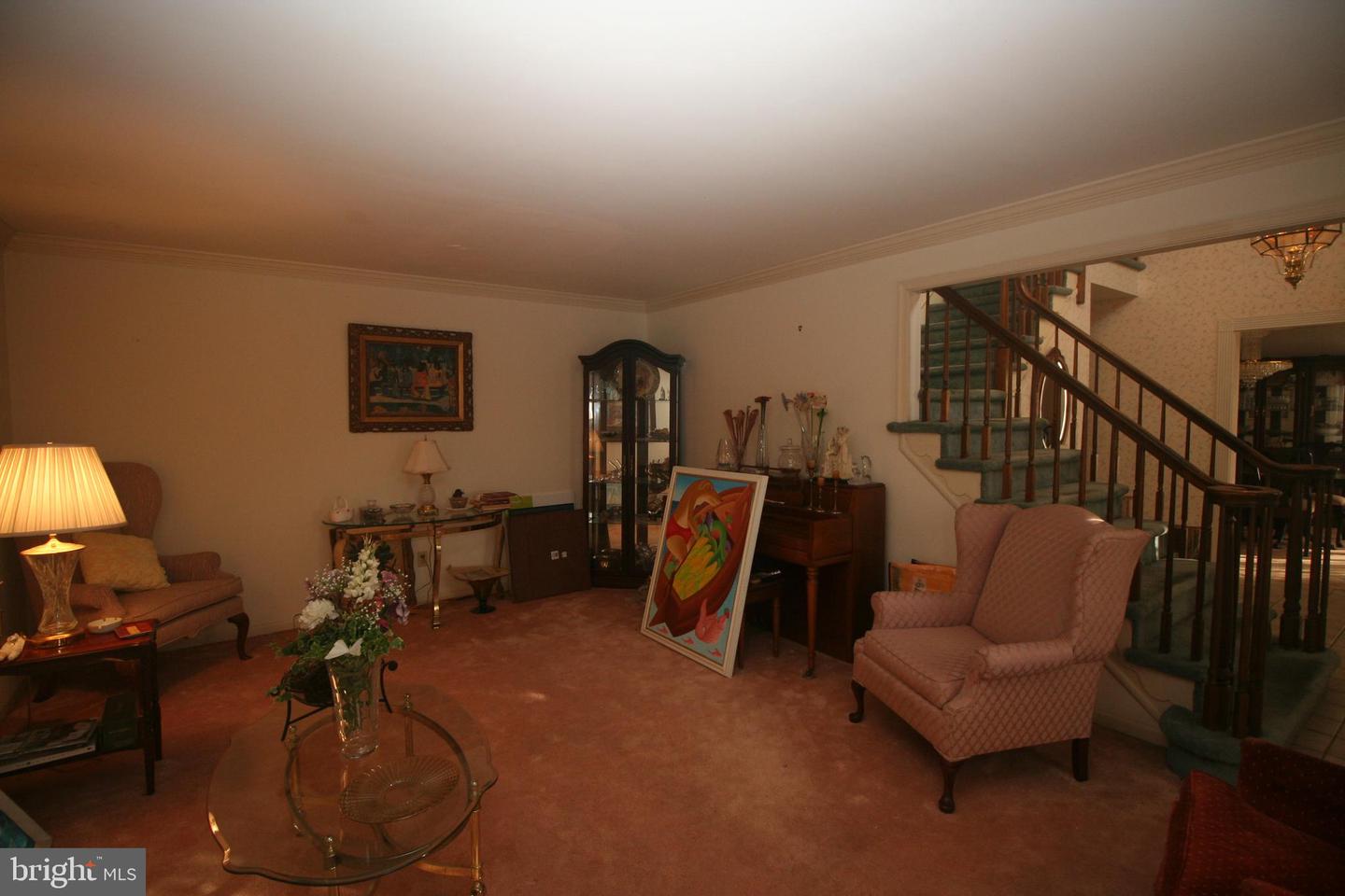 1312 Squire Dr