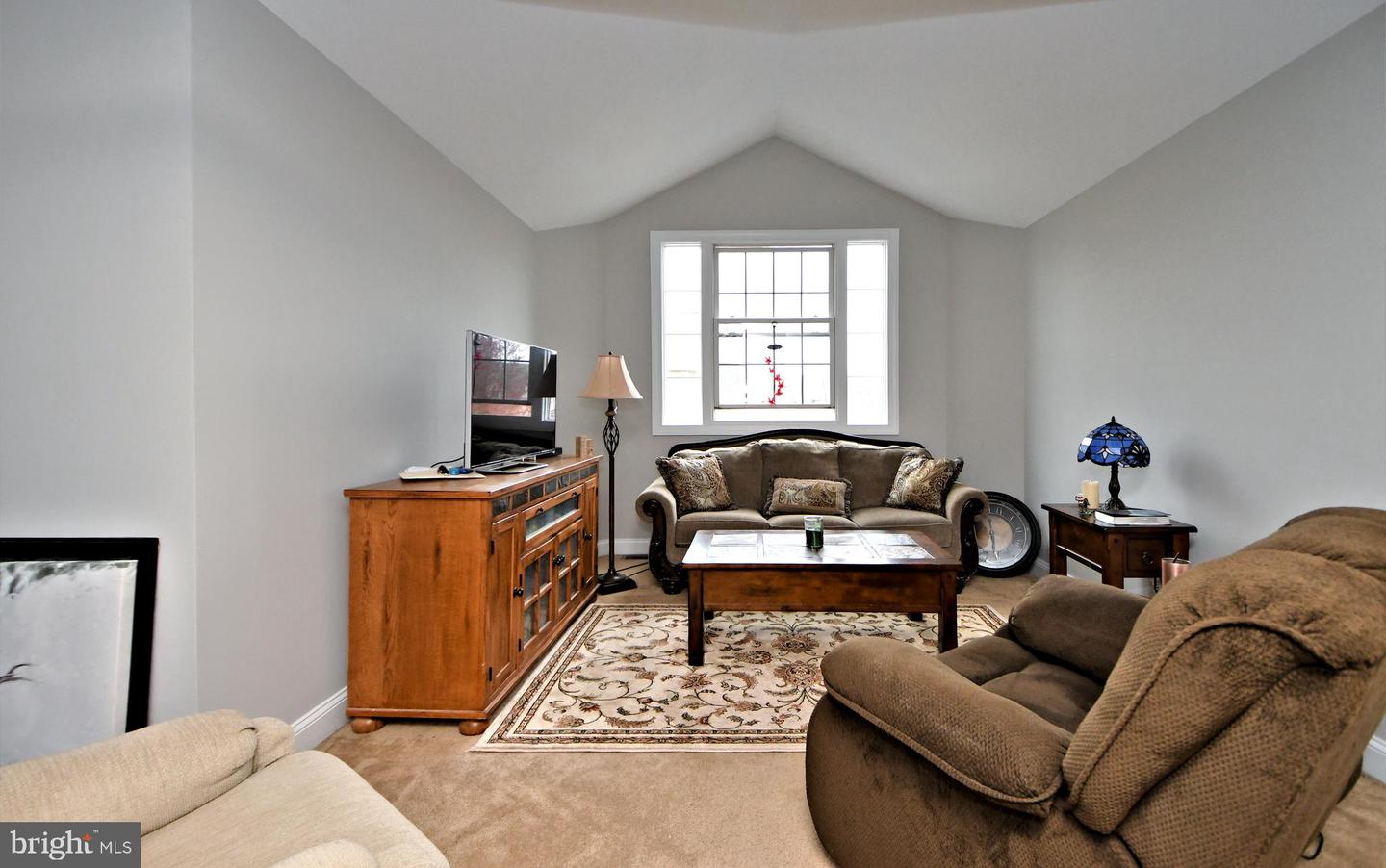 306 W Kennedy ROAD Unit: 175