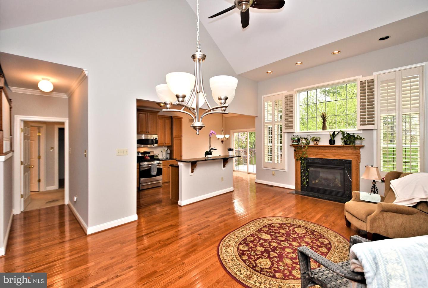 306 W Kennedy ROAD Unit: 175