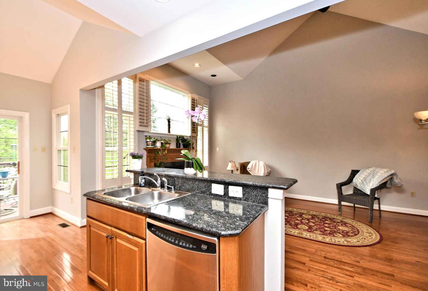 306 W Kennedy ROAD Unit: 175
