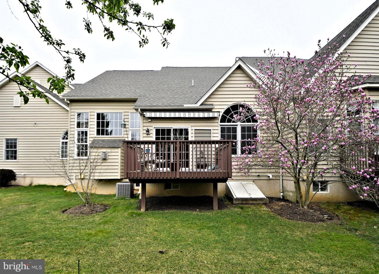 306 W Kennedy ROAD Unit: 175