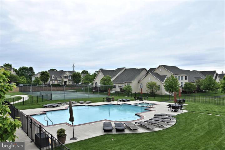 306 W Kennedy ROAD Unit: 175