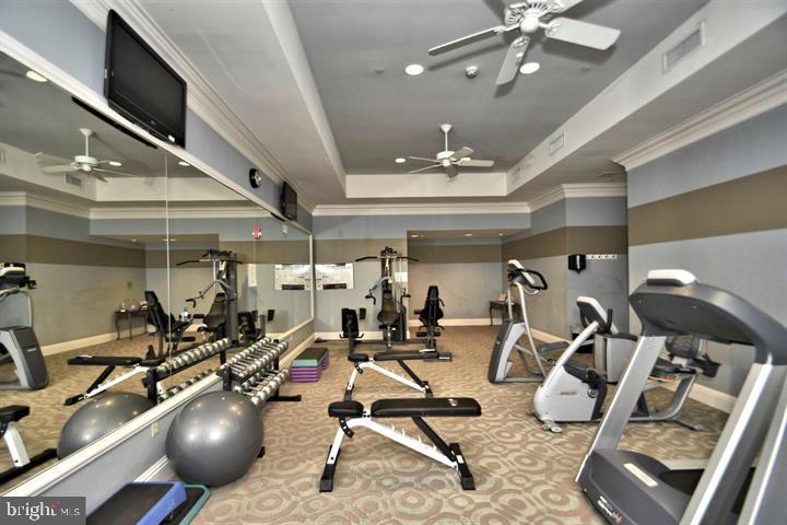 306 W Kennedy ROAD Unit: 175