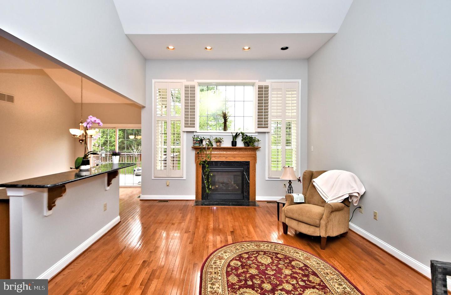 306 W Kennedy ROAD Unit: 175