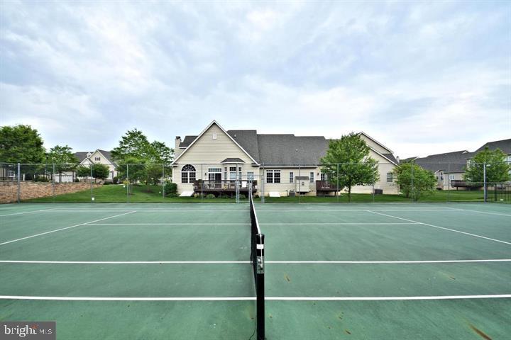 306 W Kennedy ROAD Unit: 175