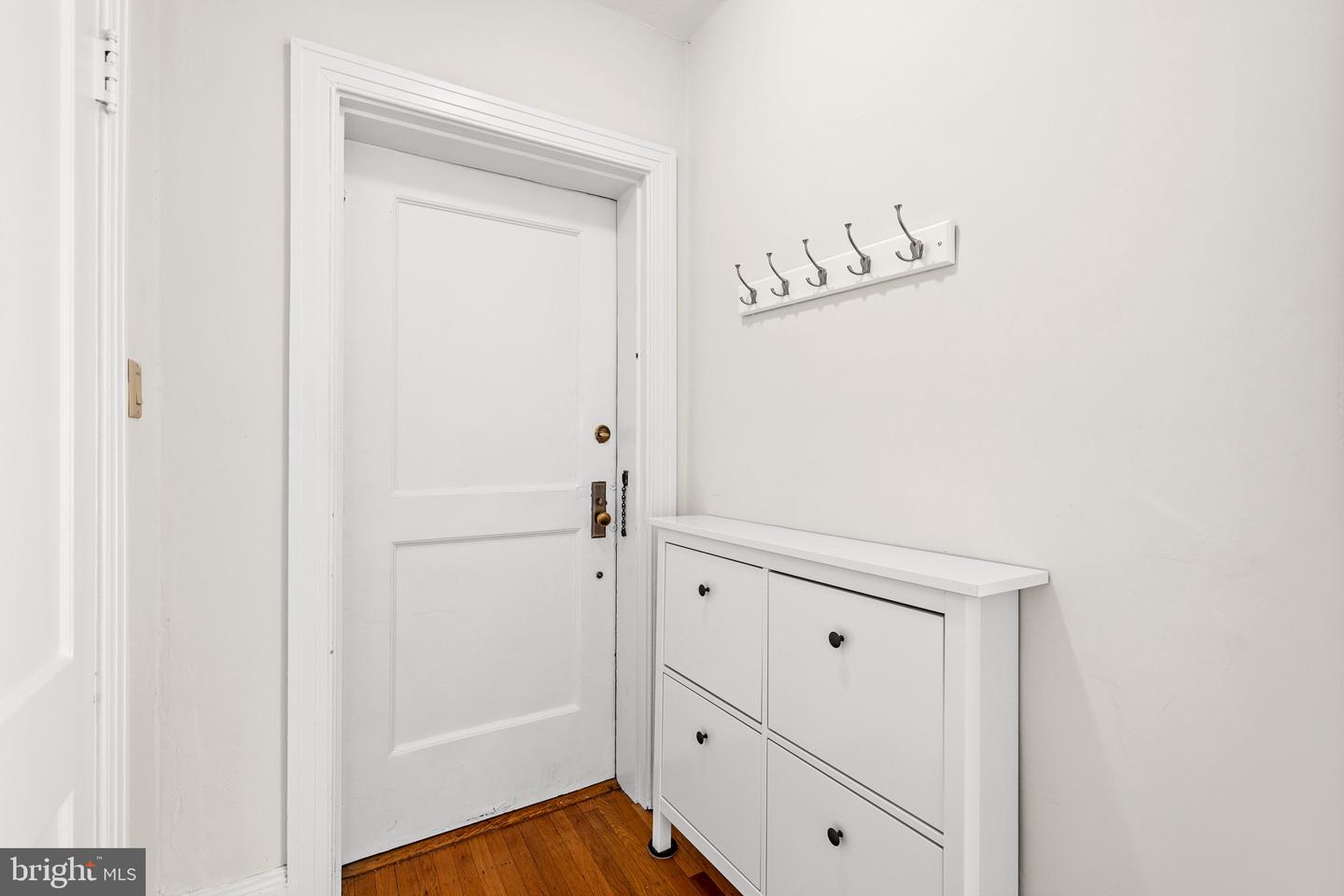 212 IDRIS ROAD Unit: I-3