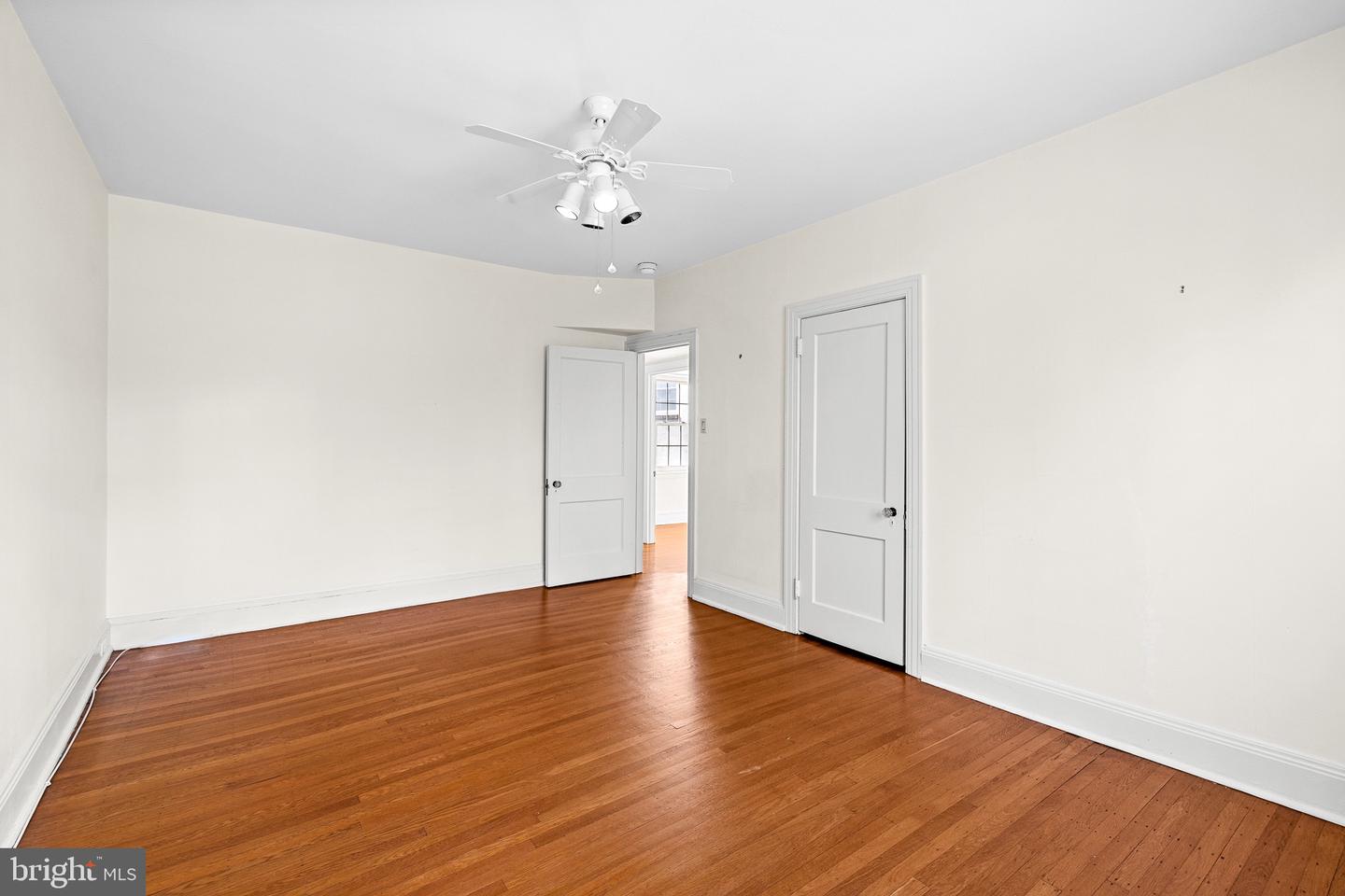 212 IDRIS ROAD Unit: I-3