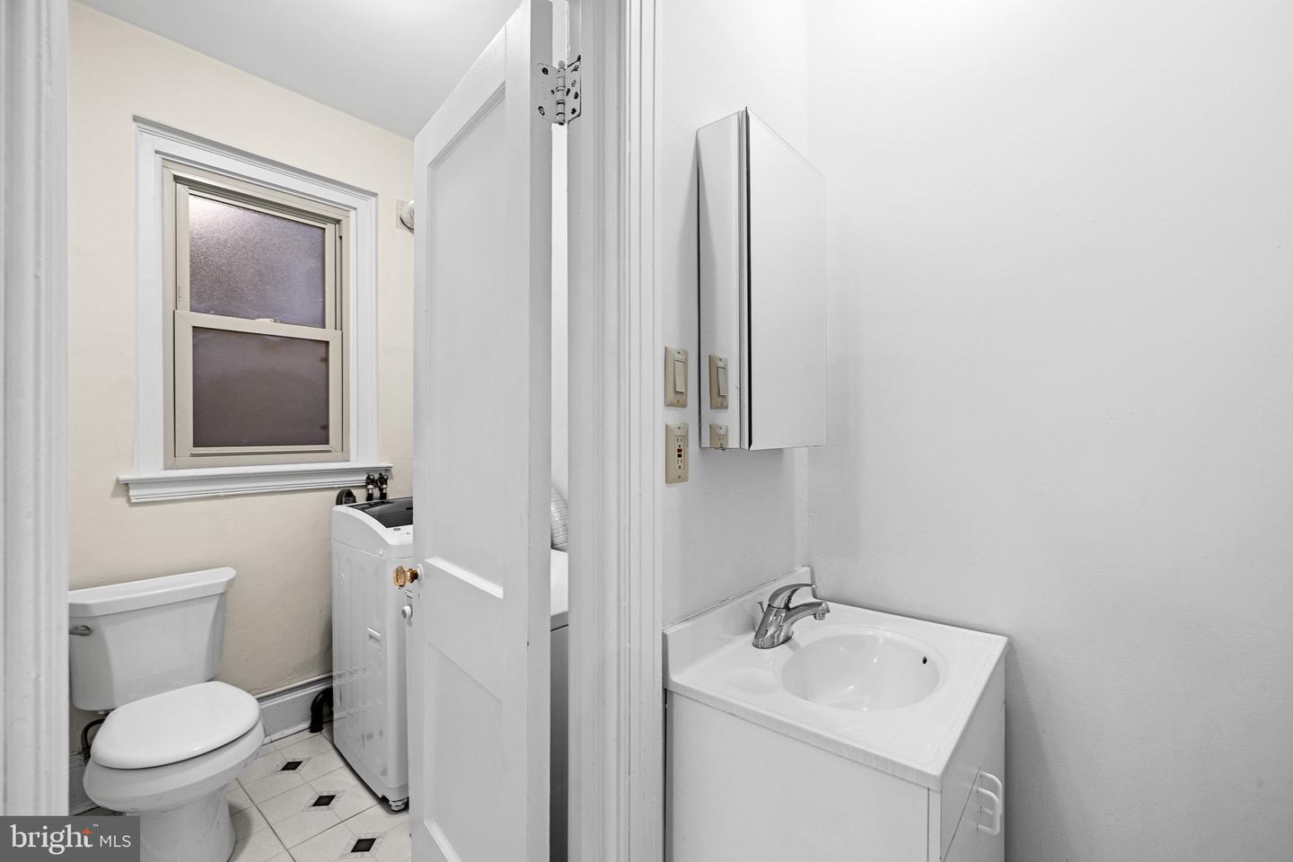 212 IDRIS ROAD Unit: I-3