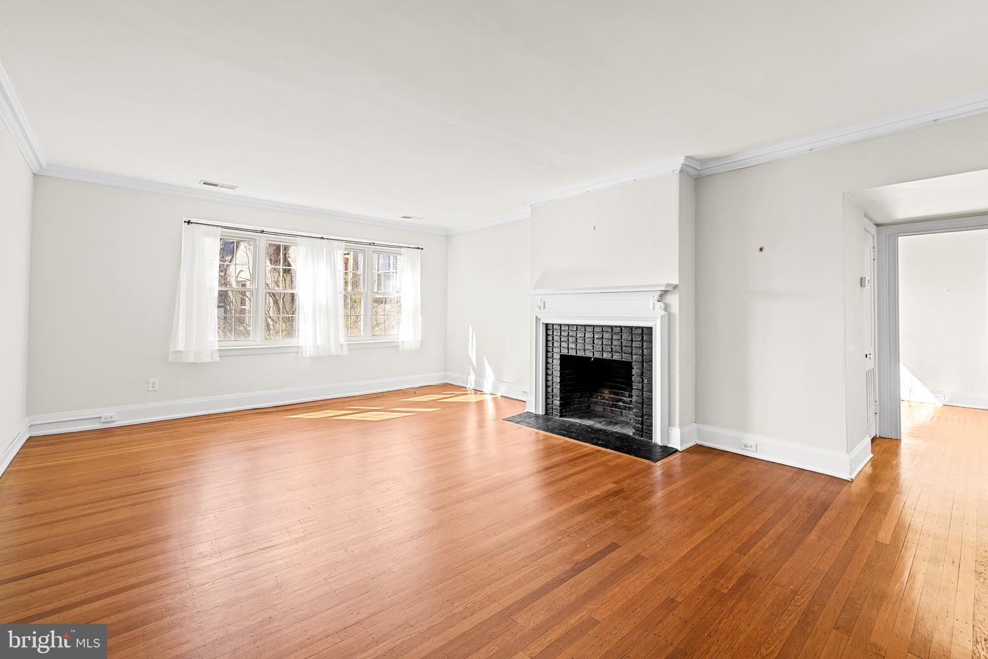212 IDRIS ROAD Unit: I-3