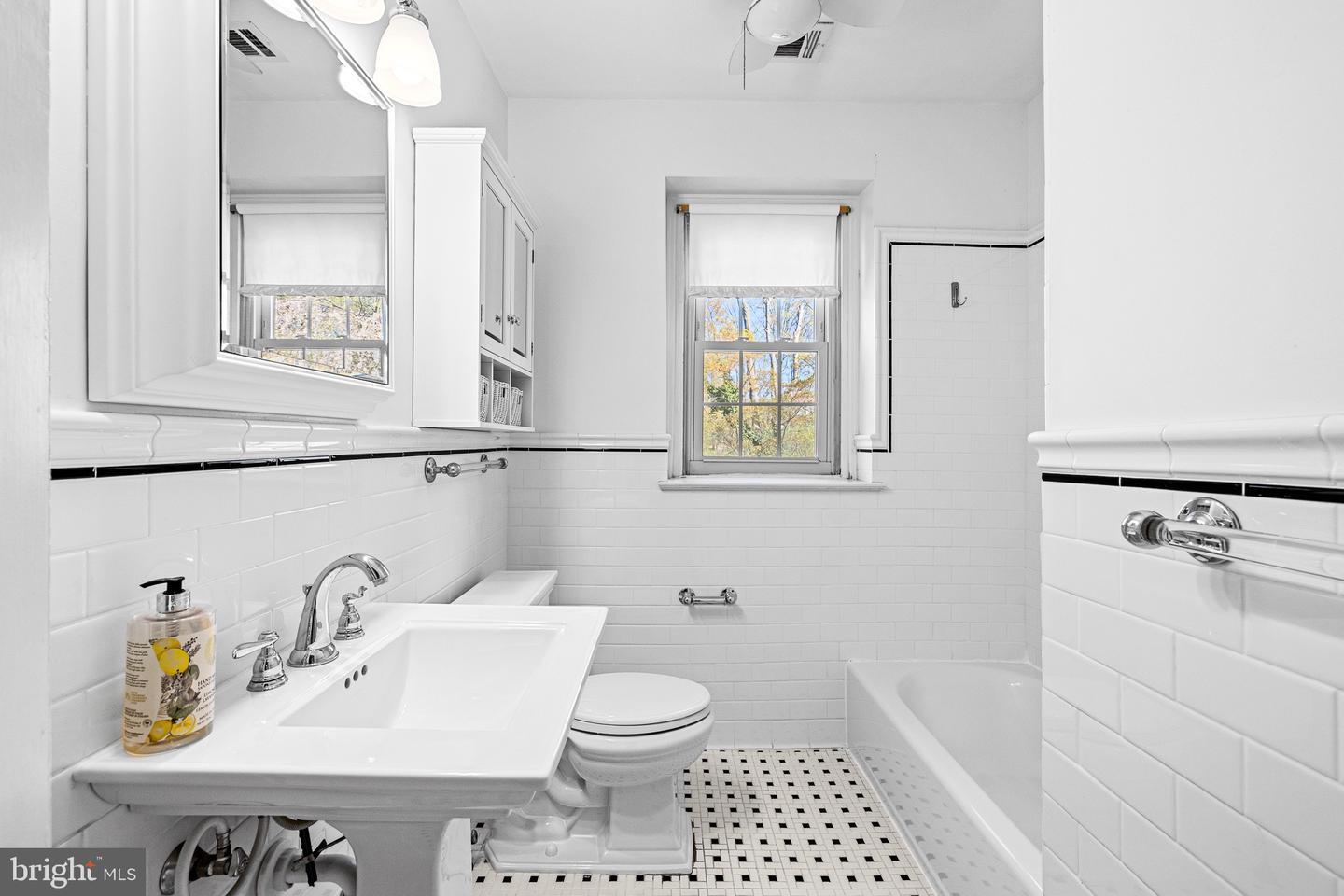 212 IDRIS ROAD Unit: I-3