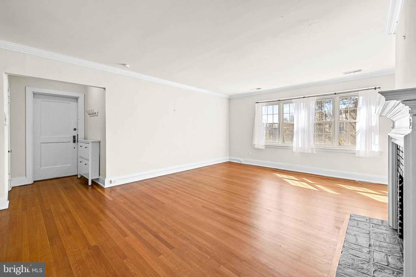 212 IDRIS ROAD Unit: I-3
