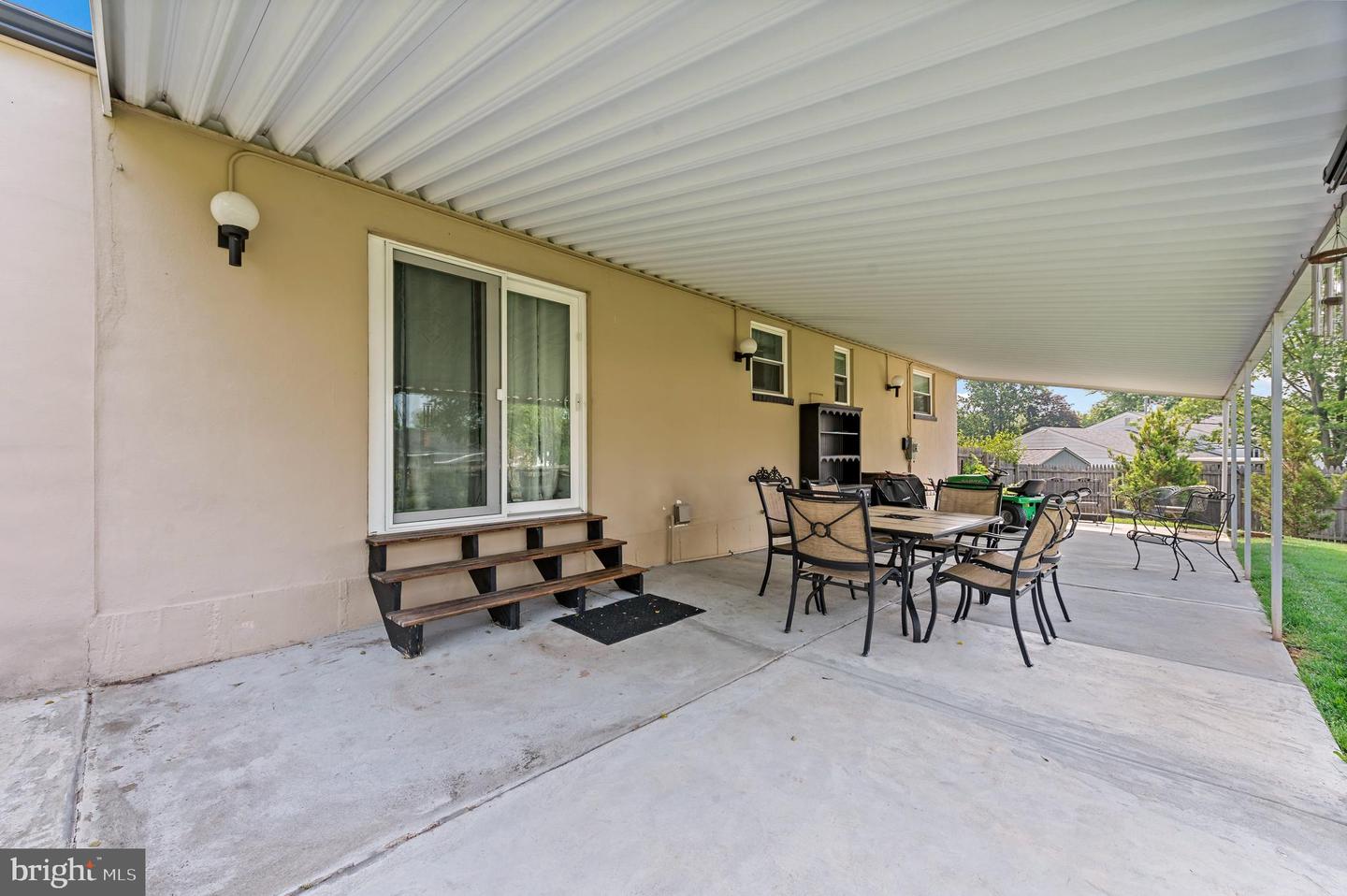 603 Brenda Ln