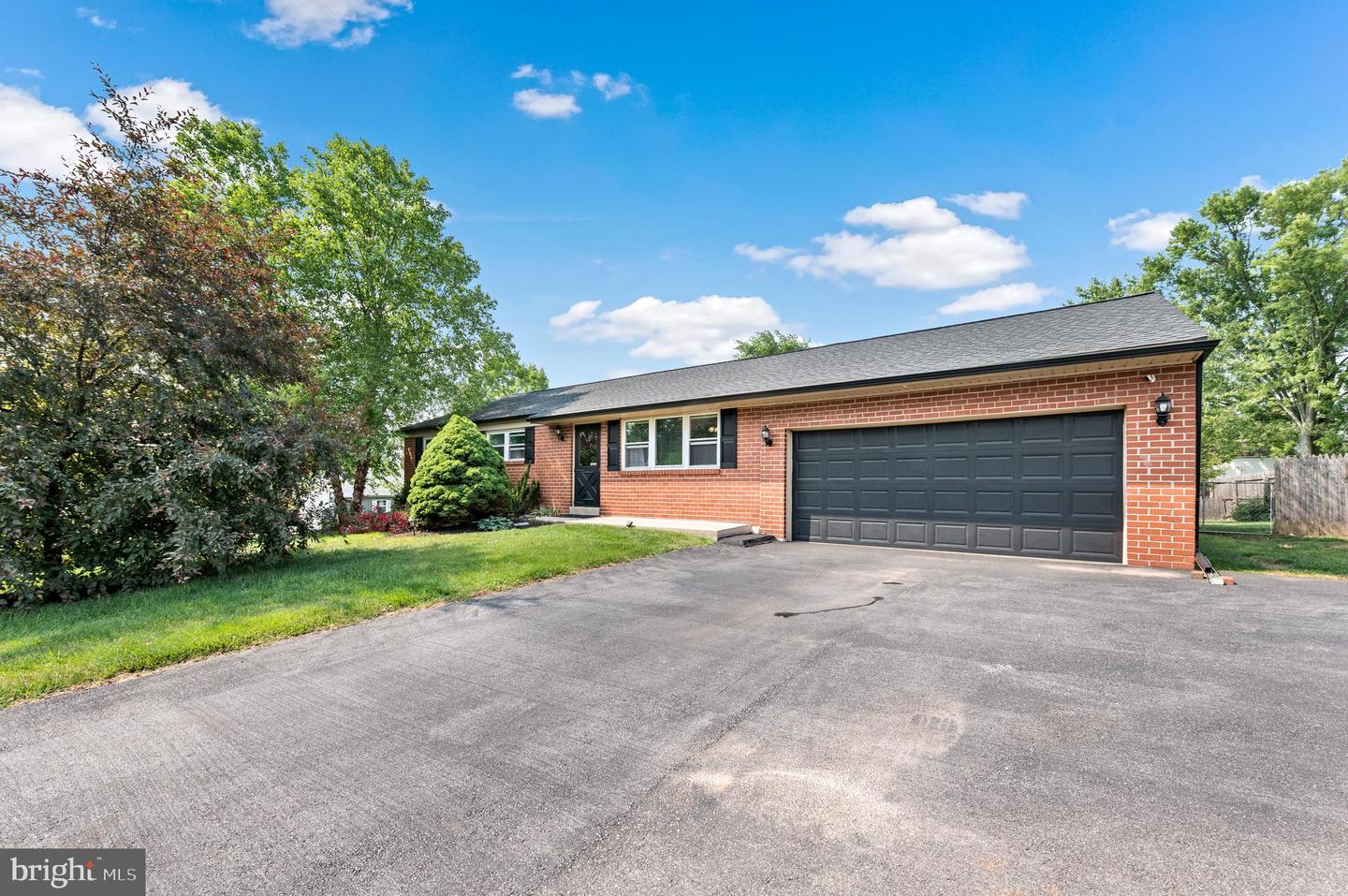 603 Brenda Ln