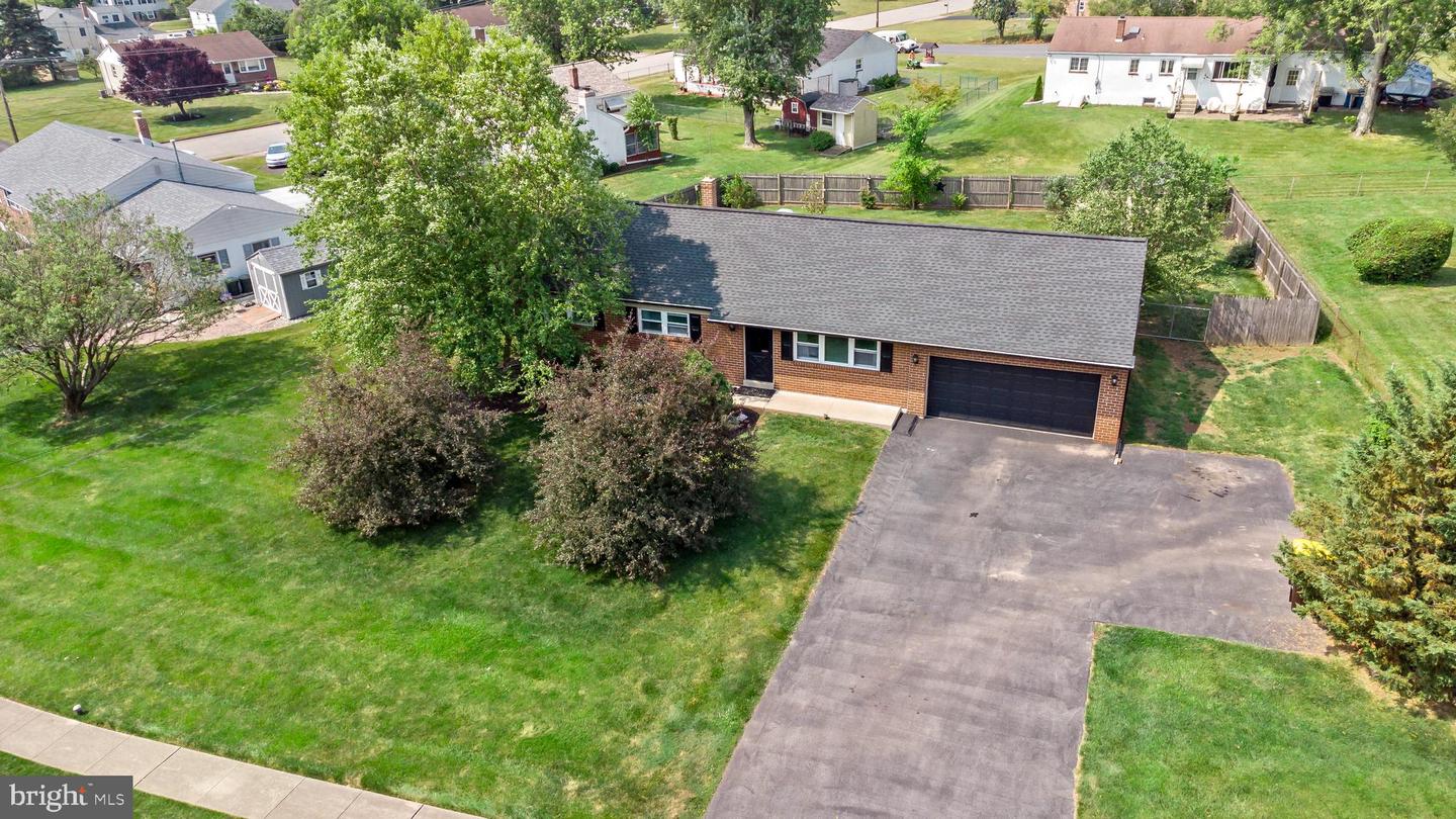603 Brenda Ln