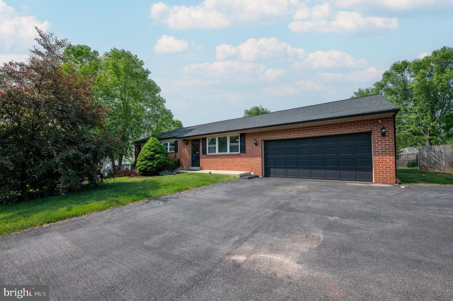 603 Brenda Ln