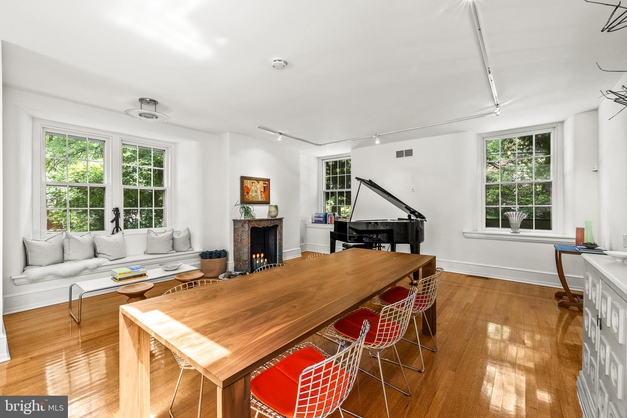 20 W OLD GULPH ROAD