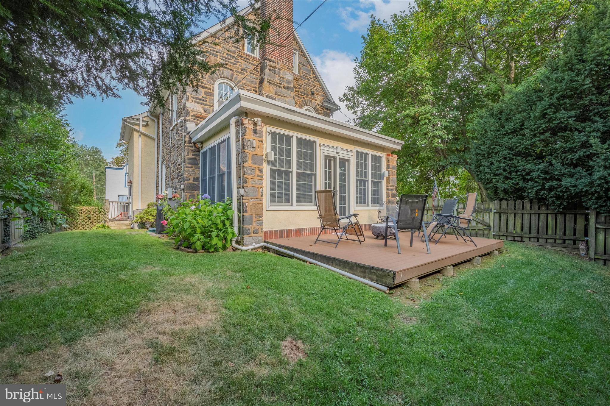 221 Argyle ROAD