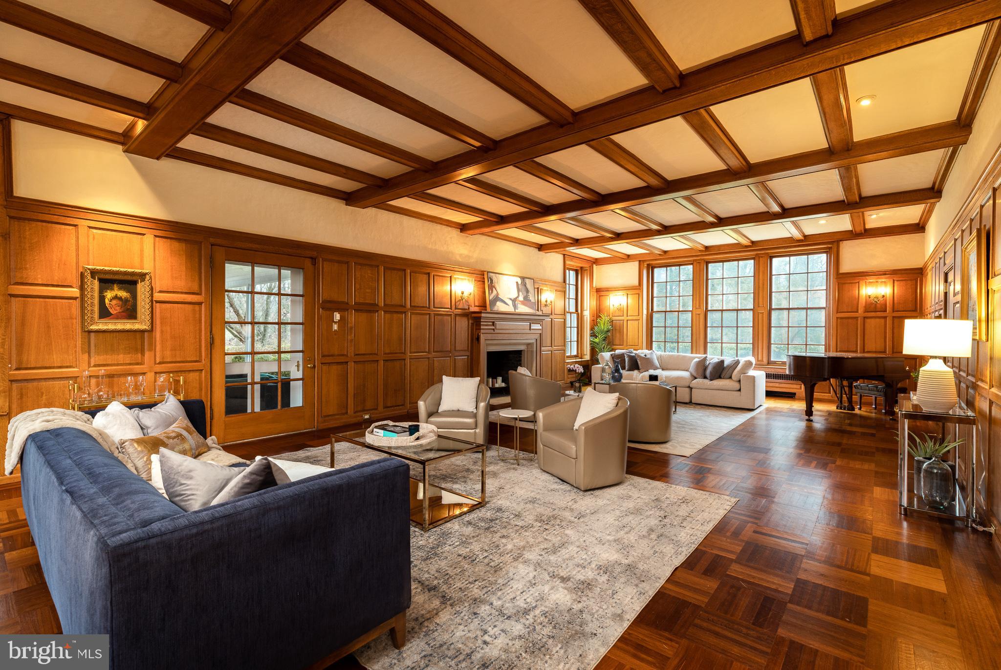 1101 LAFAYETTE ROAD