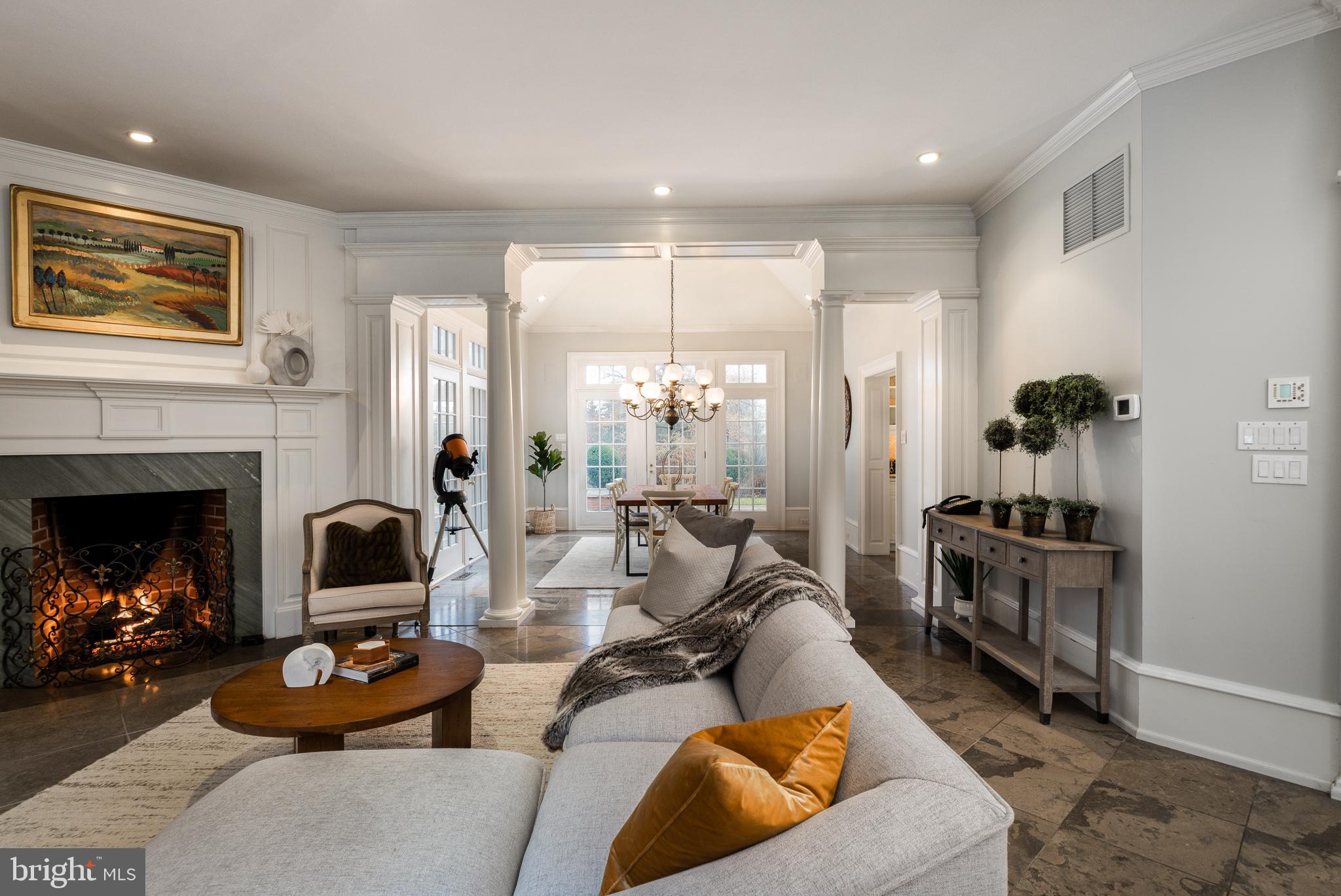 1101 LAFAYETTE ROAD