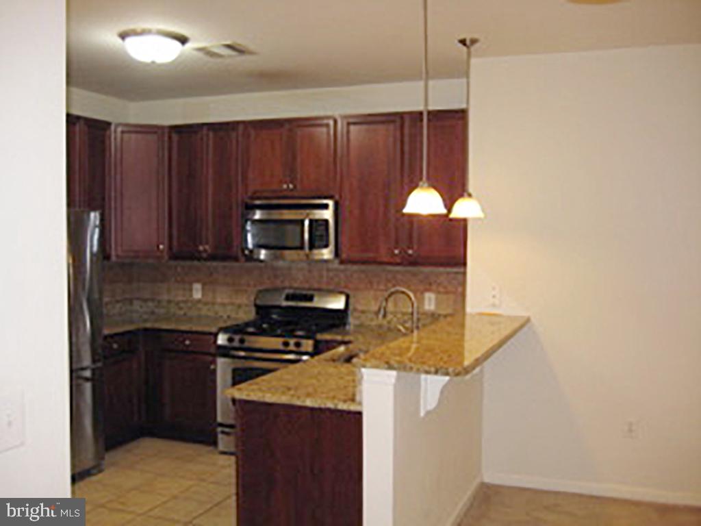 350 W Elm St W #3307