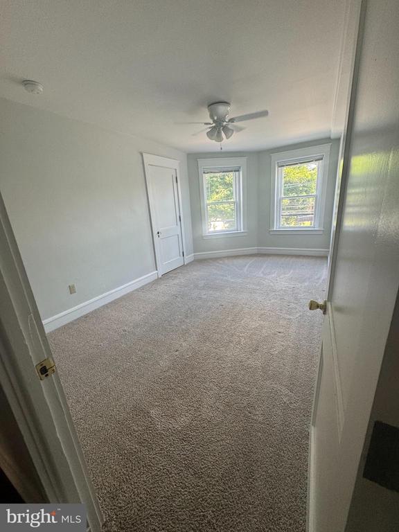 202 S MAIN STREET 6