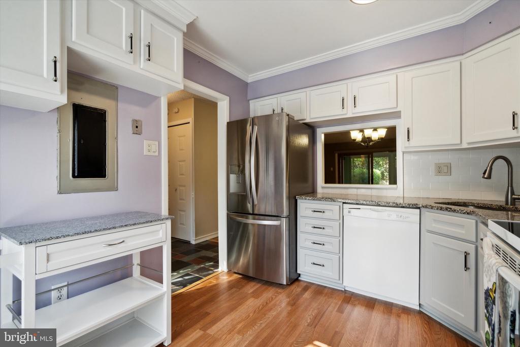 58 Twin Brooks Dr