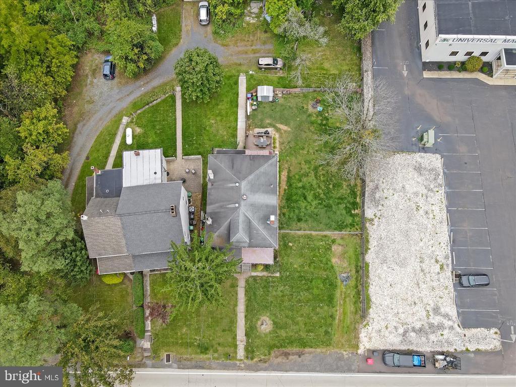 657 Old Reading Pike