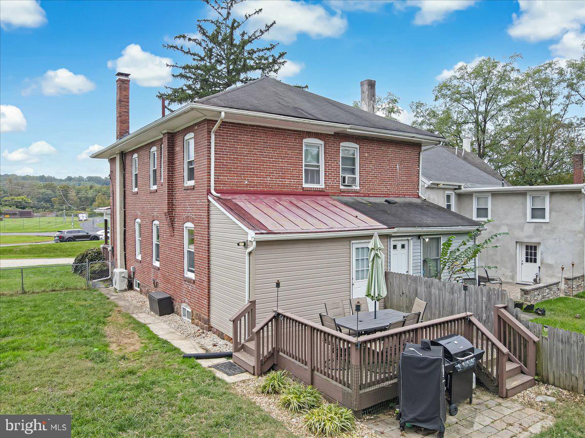 657 Old Reading Pike