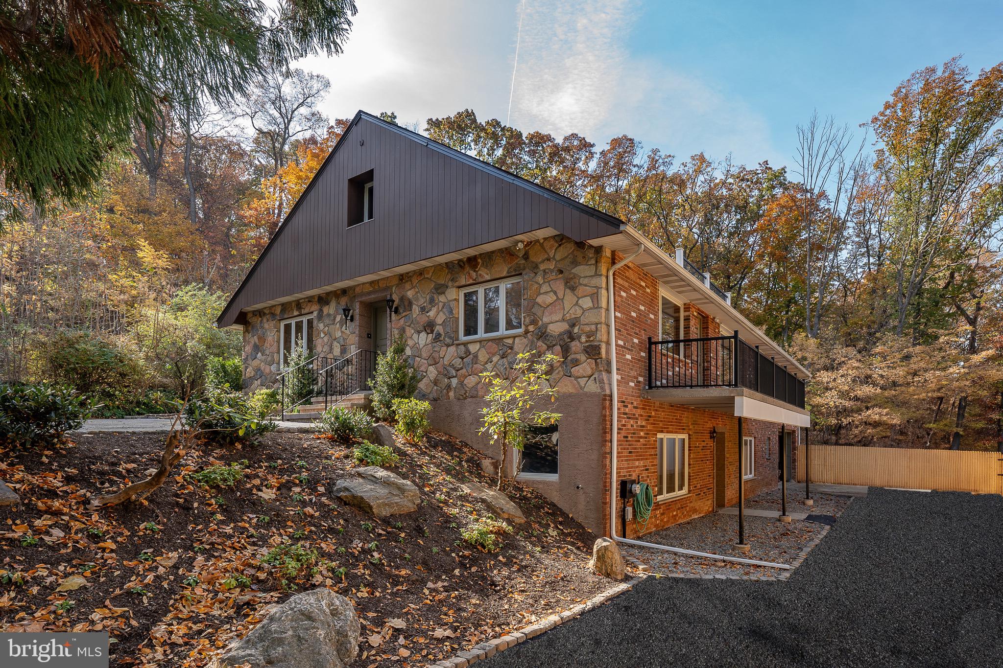 174 HUGHES RD