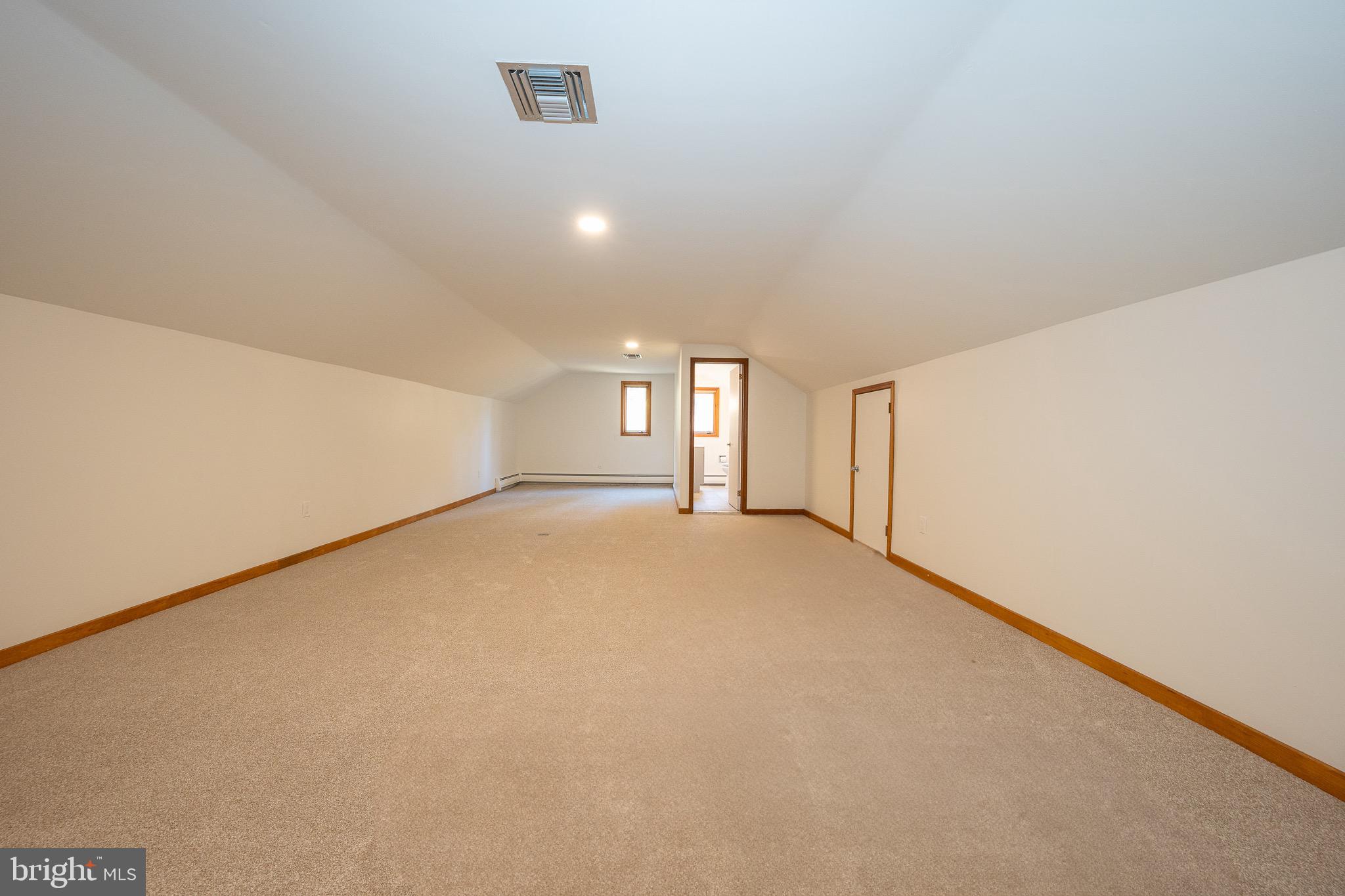 174 HUGHES RD