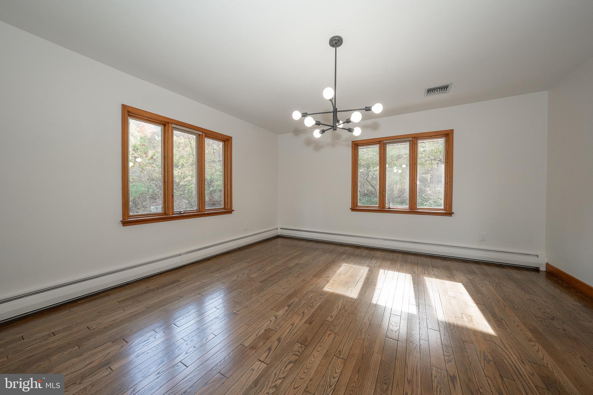 174 HUGHES RD