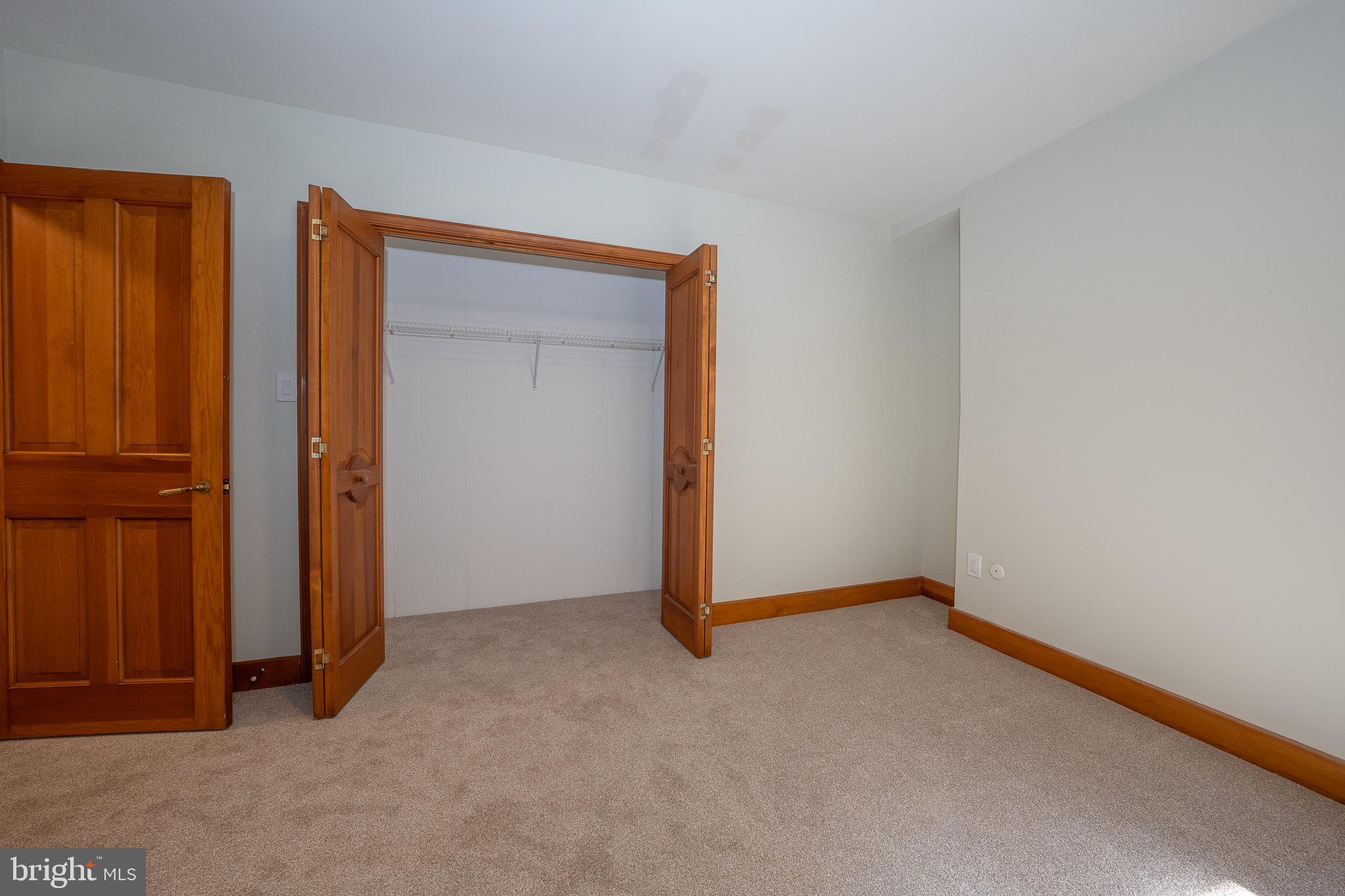 174 HUGHES RD