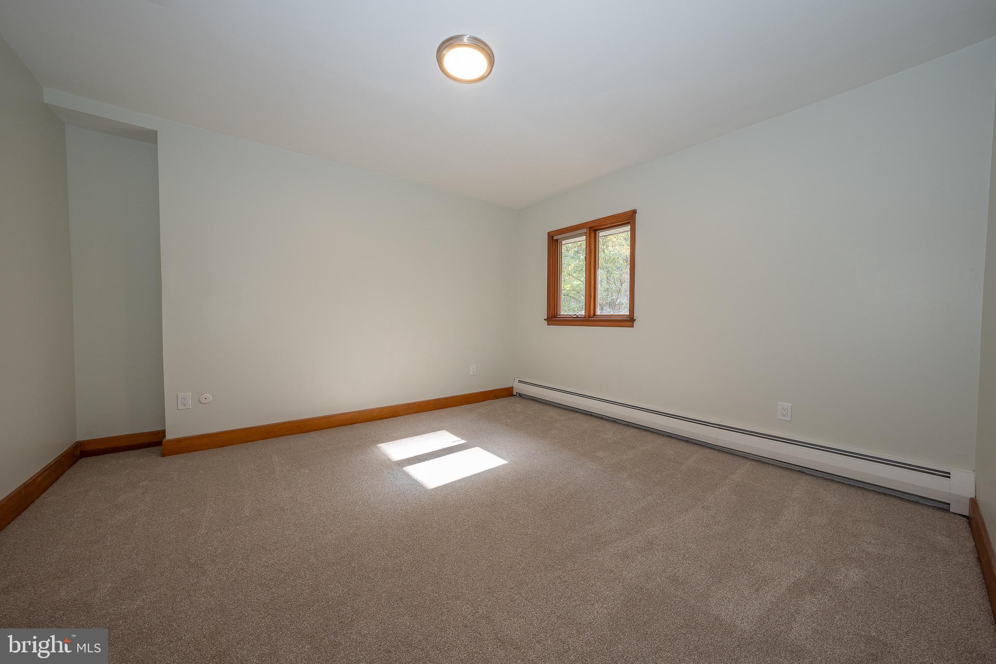 174 HUGHES RD