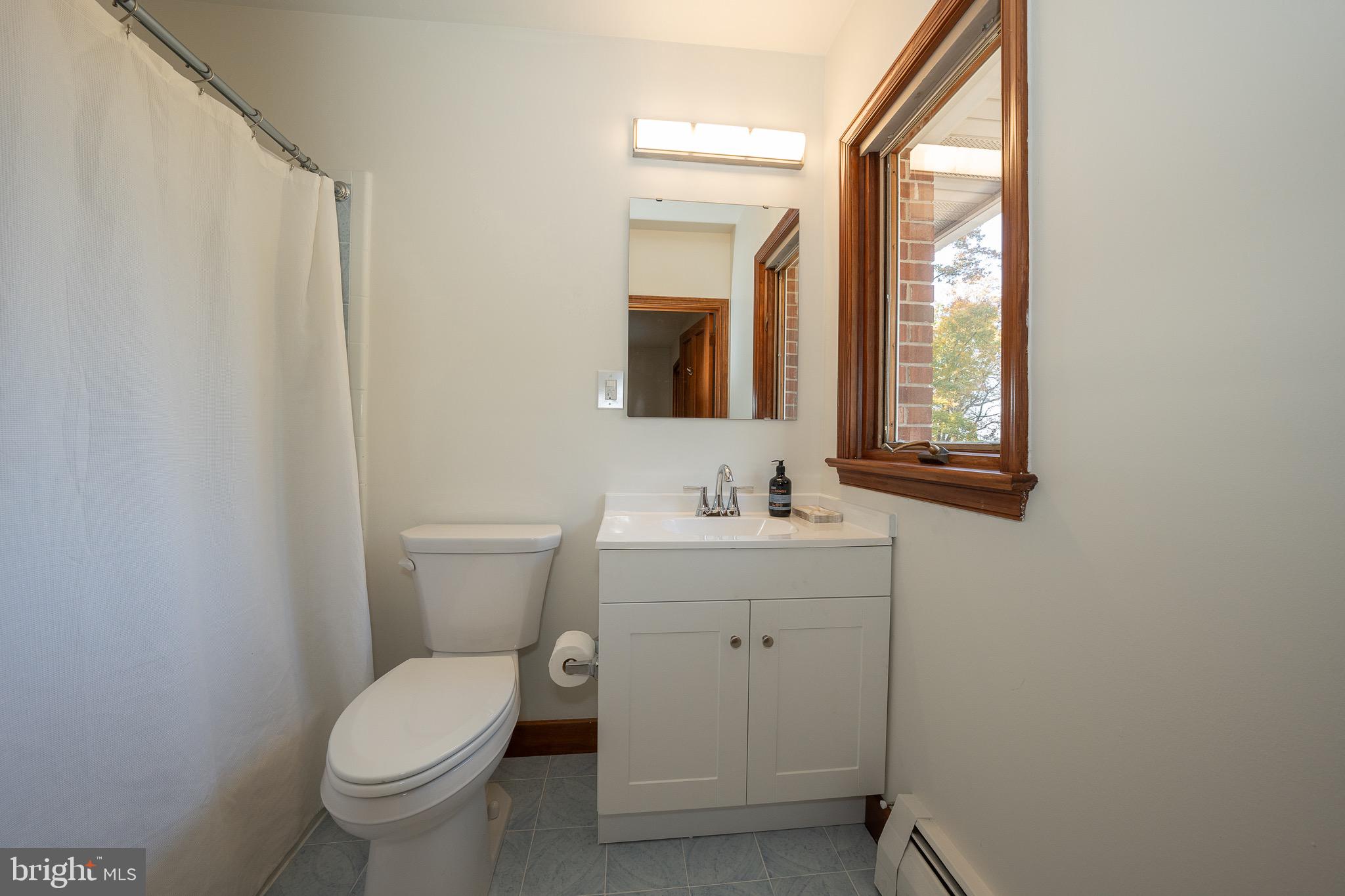174 HUGHES RD
